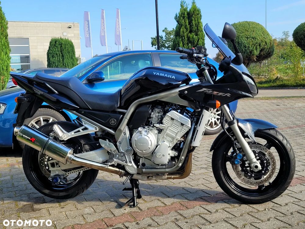 Yamaha FZS - 21