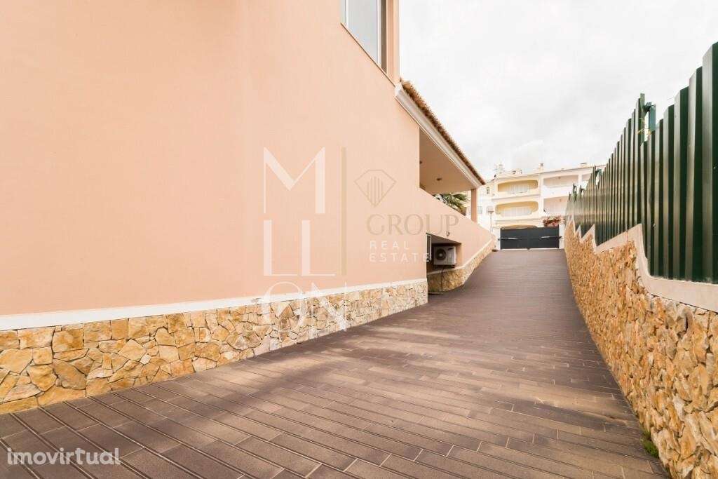 Fantástica Moradia T5 no Coração de Albufeira - Grande imagem: 5/38