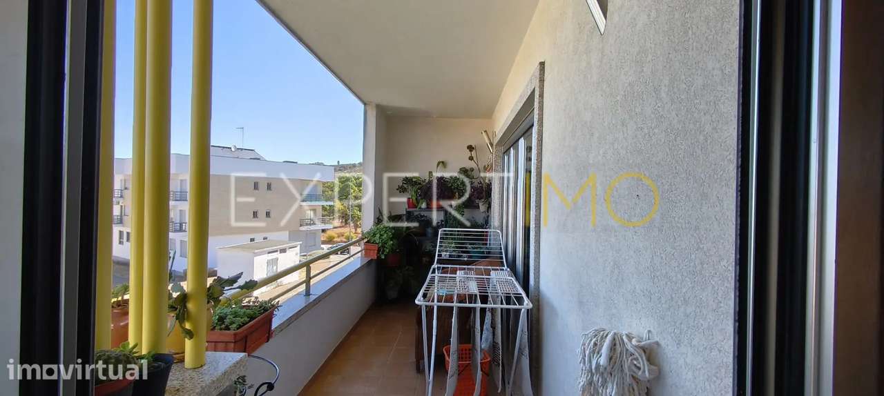 Apartamento T3 Duplex – Zona Habitacional Tranquila em Bragança - Grande imagem: 4/14