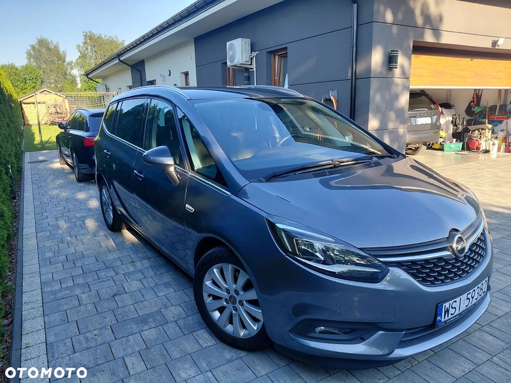 Opel Zafira 1.4 T Cosmo EcoFLEX S&S EU6 - 29