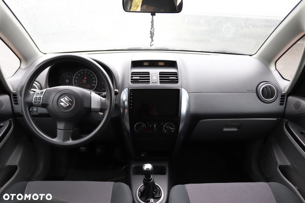 Suzuki SX4 1.6 VVT 4x4 Comfort - 24