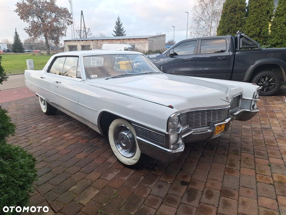 Cadillac Deville - 9