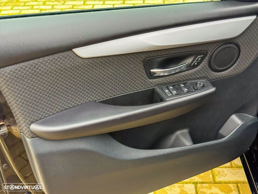 BMW 218 Gran Tourer d 7L - 11