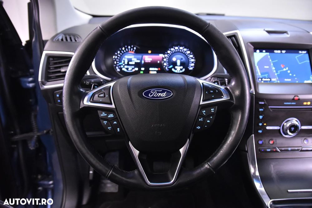 Ford Edge - 16