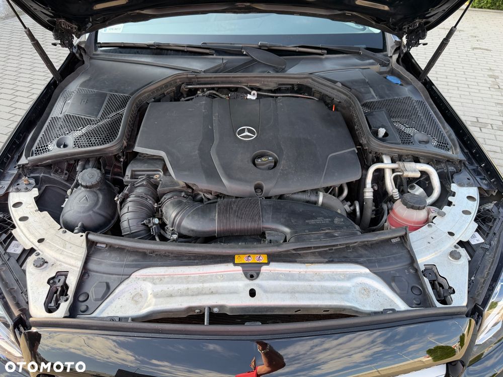 Mercedes-Benz Klasa C 200 d 9G-TRONIC AMG Line - 15