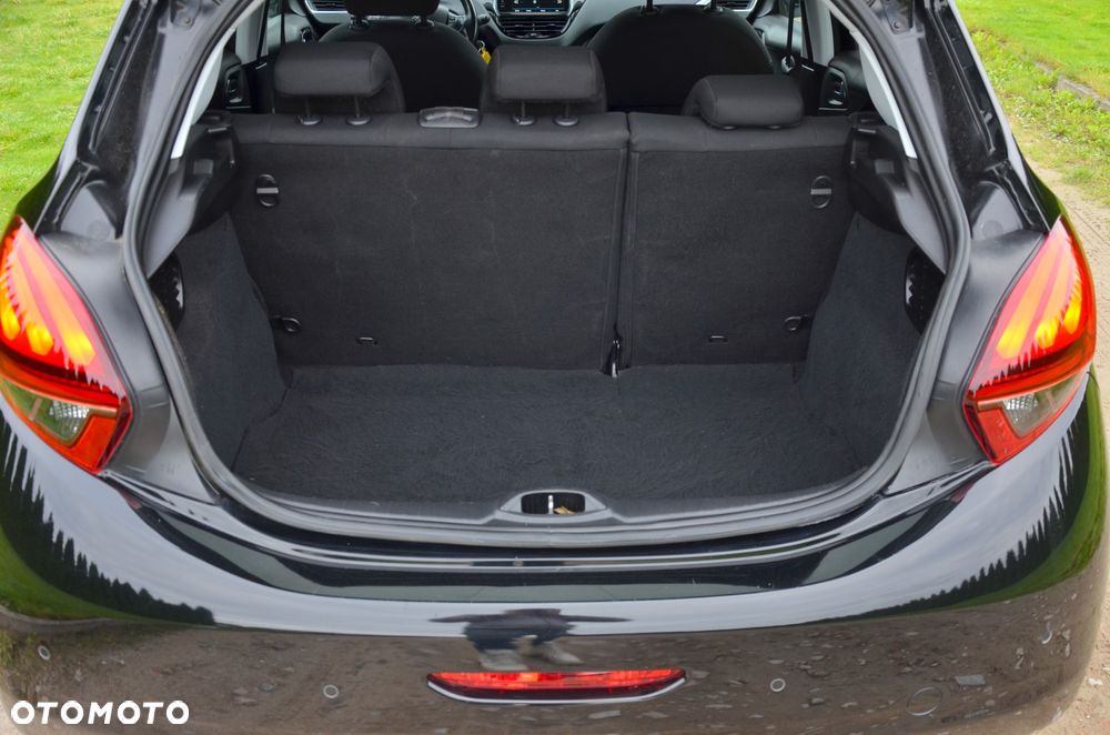 Peugeot 208 PureTech 110 Stop & Start EAT6 Allure - 14