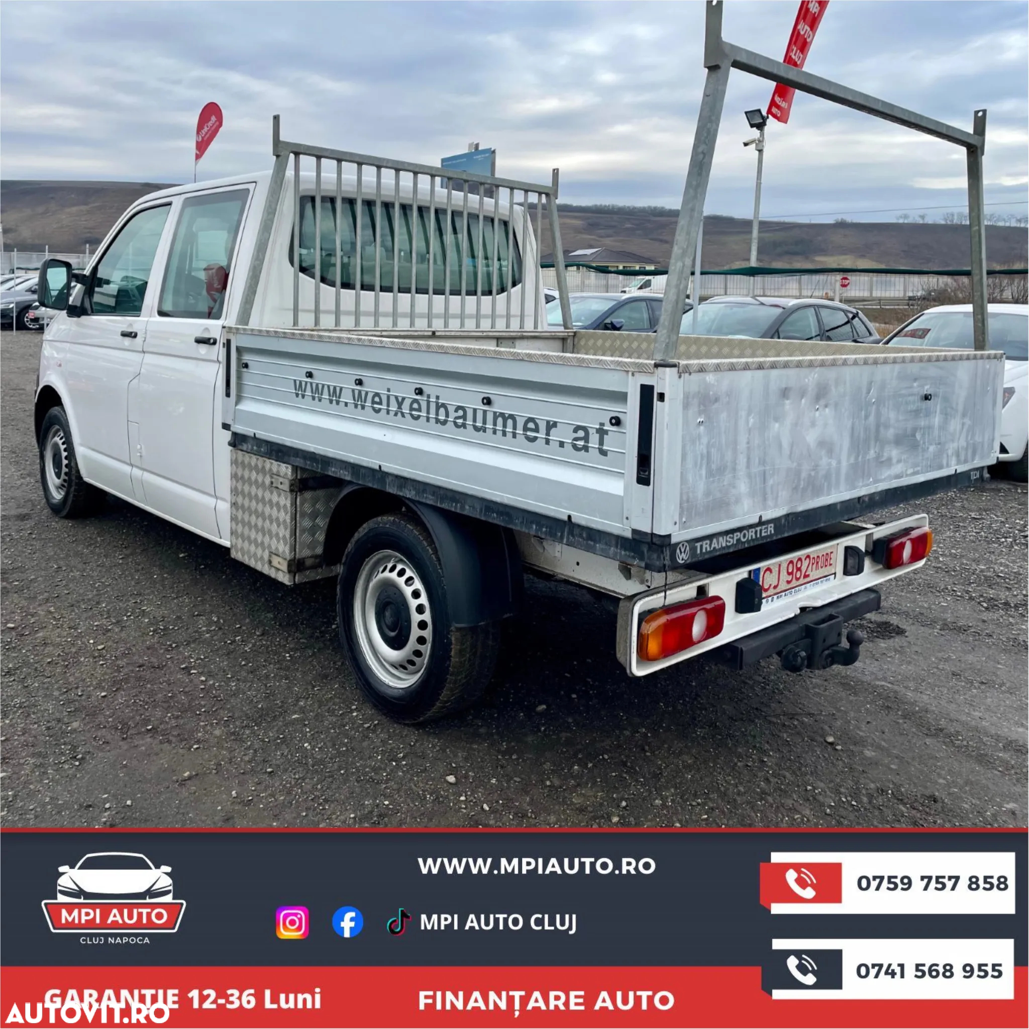 Volkswagen Transporter - 2