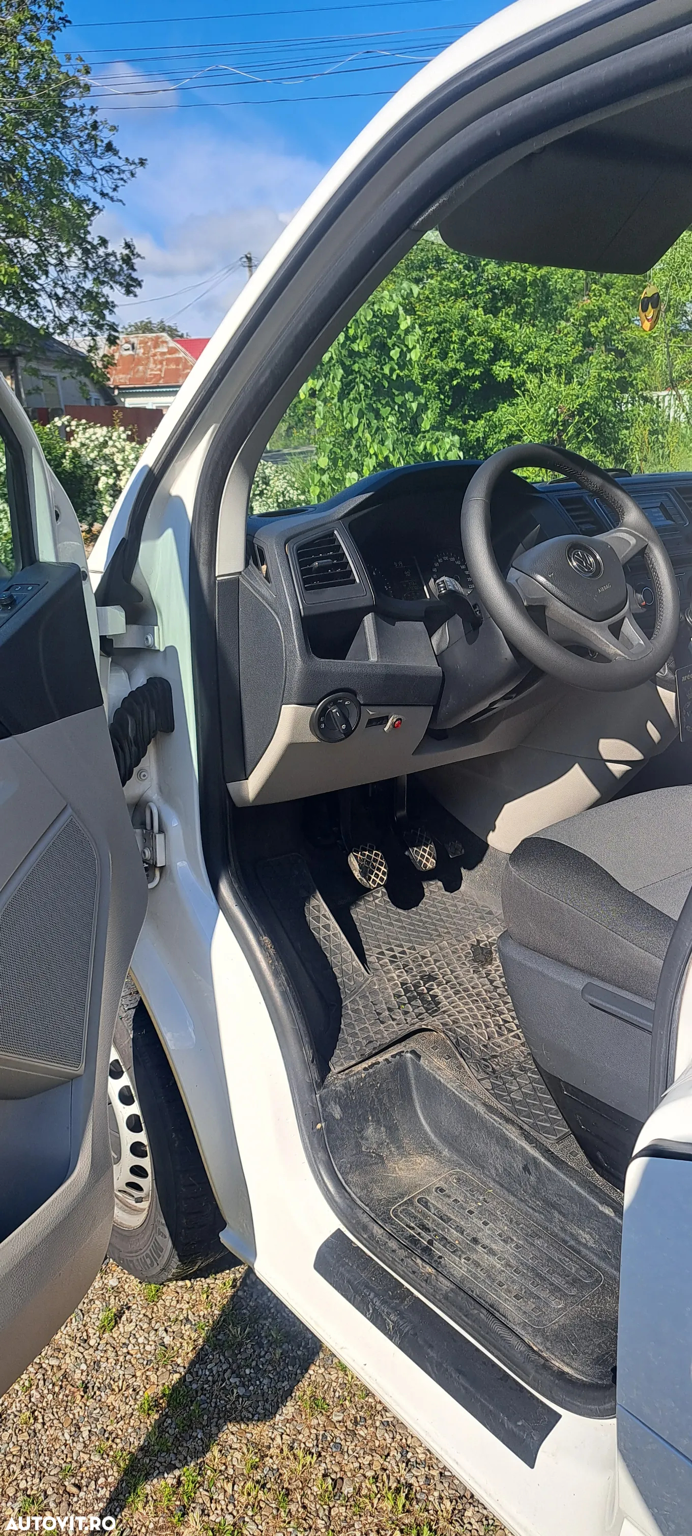 Volkswagen Transporter - 19