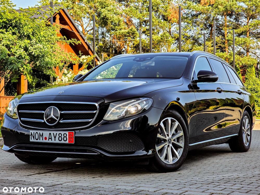 Mercedes-Benz Klasa E 220 d 9G-TRONIC - 2