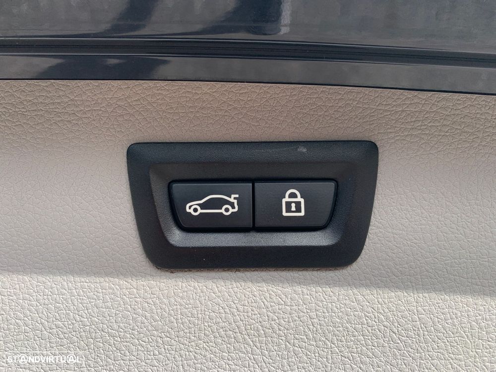 BMW 320 d Auto Pack M - 40