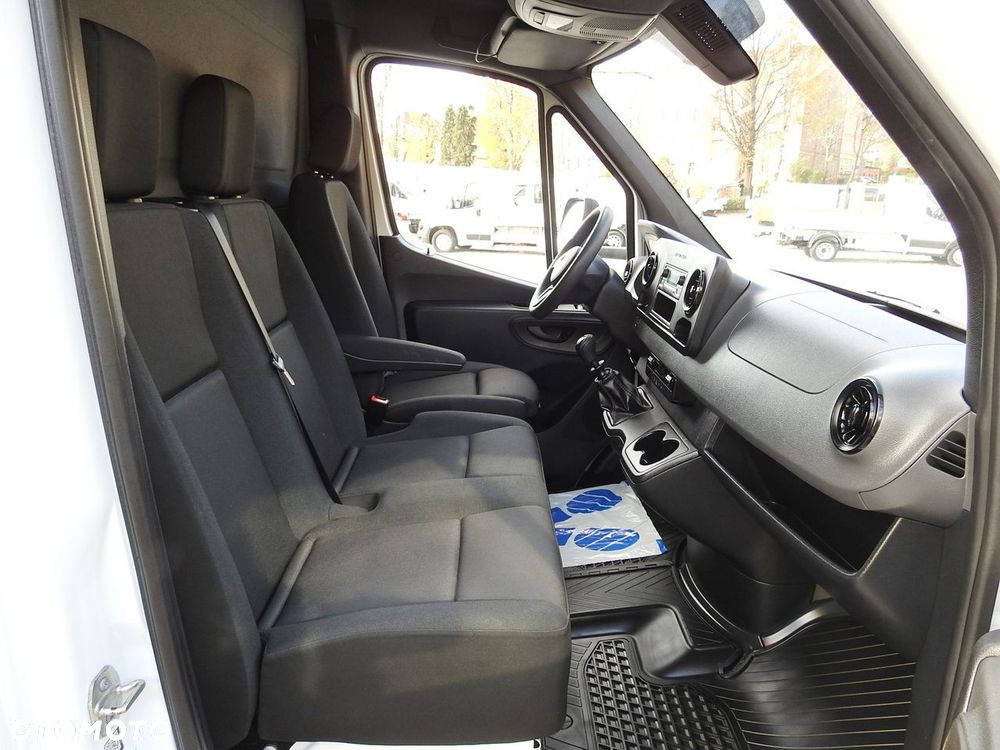 Mercedes-Benz SPRINTER KONTENER WINDA 8 PALET KLIMATYZACJA  150KM - 35