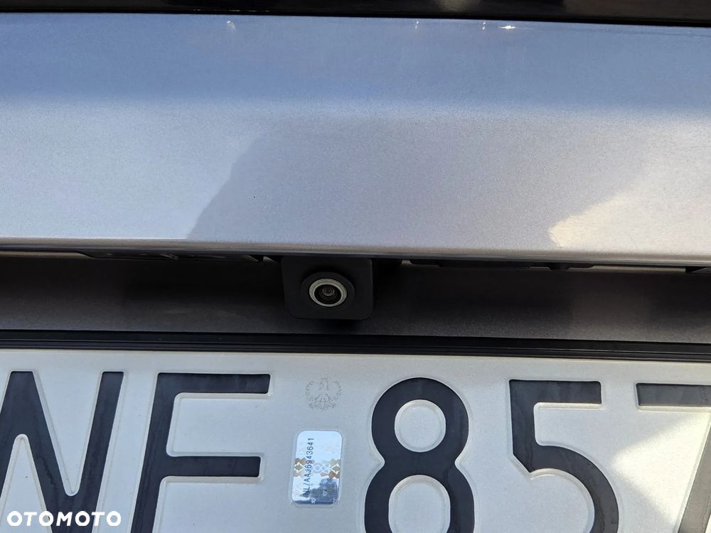 Peugeot 3008 1.2 PureTech Allure S&S EAT8 - 12