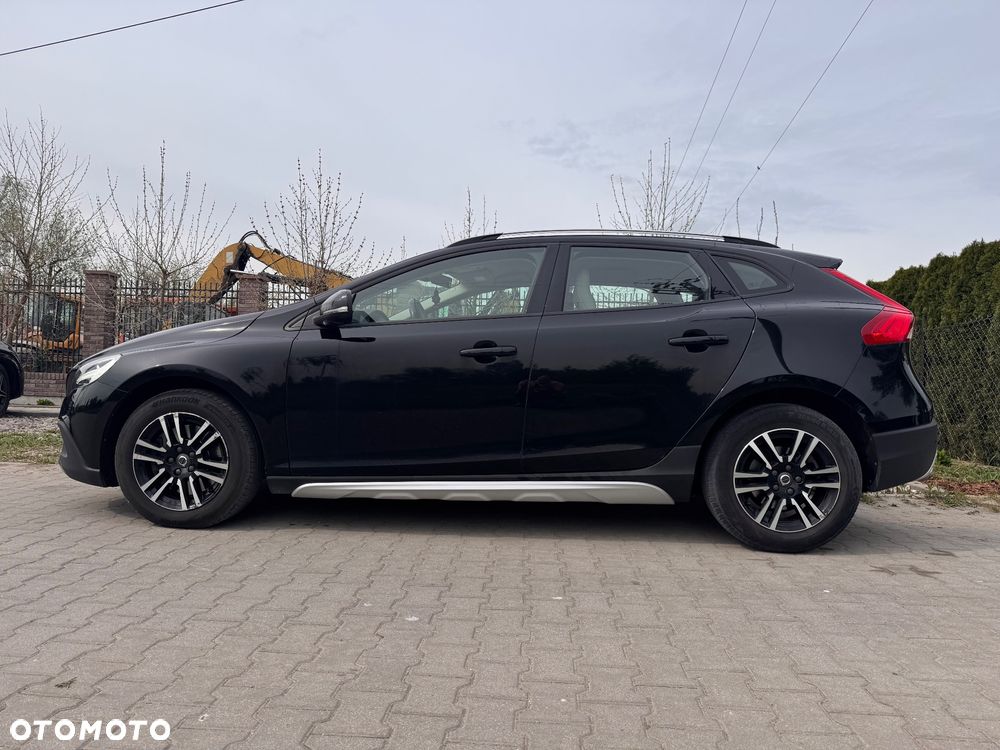 Volvo V40 Cross Country D2 Drive-E SCR Kinetic - 4