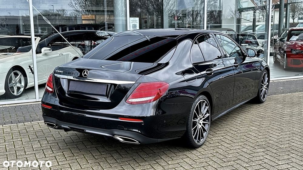 Mercedes-Benz Klasa E 200 4-Matic AMG - 6