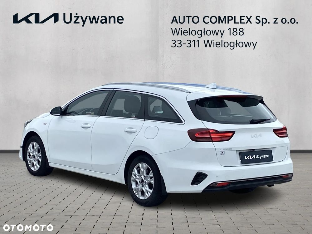 Kia Ceed 1.5 T-GDI M - 4
