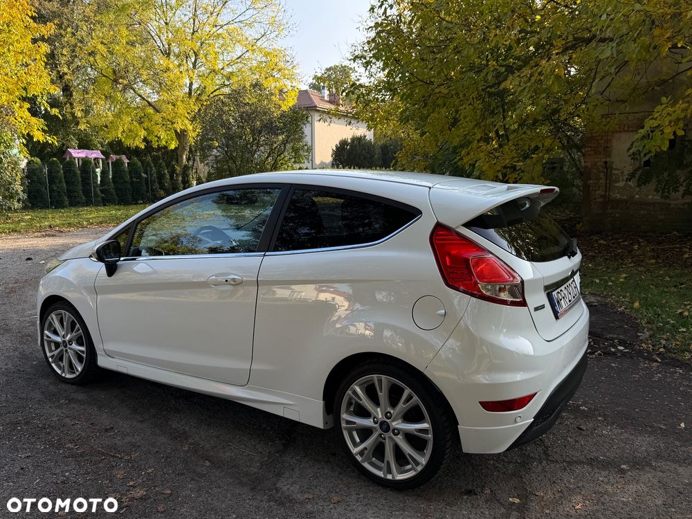 Ford Fiesta 2014 photo 5
