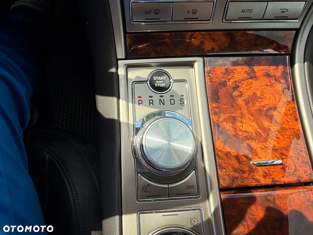 Jaguar XF 2.7 V6 D Luxury - 22
