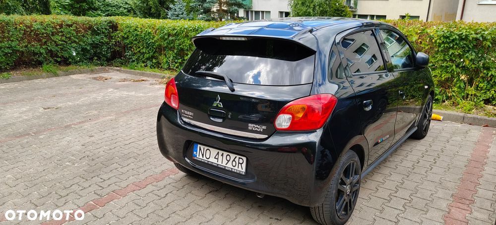 Mitsubishi Space Star 1.2 Clear Tec CVT Color - 3