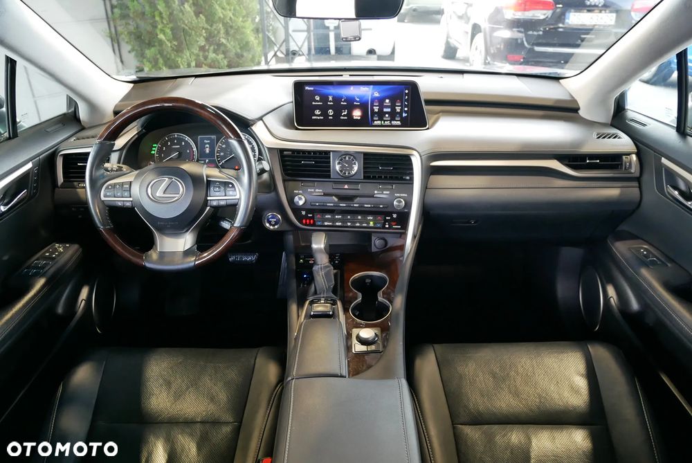 Lexus RX - 18