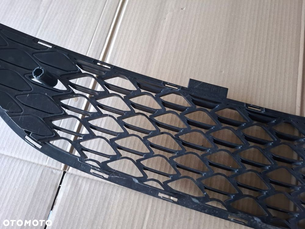 KRATKA ZDERZAKA OPEL ASTRA J OPC ORYGINAŁ - 7