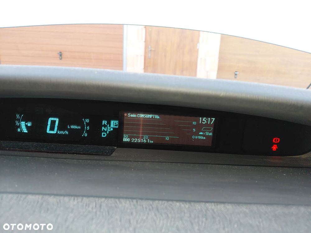 Toyota Prius 1.8 HSD Prestige - 21