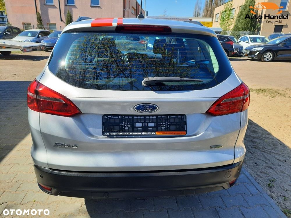 Ford Focus 1.0 EcoBoost STart-Stopp-System TITANIUM - 10