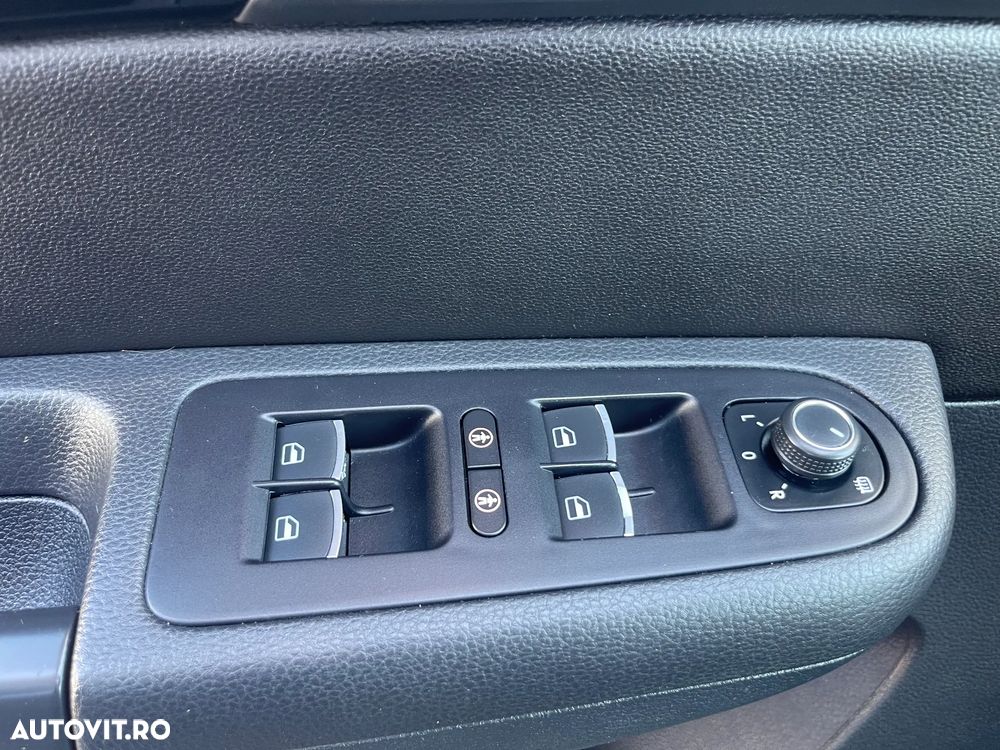 Volkswagen Sharan 2.0 TDI DSG (BlueMotion Technology) Comfortline - 21