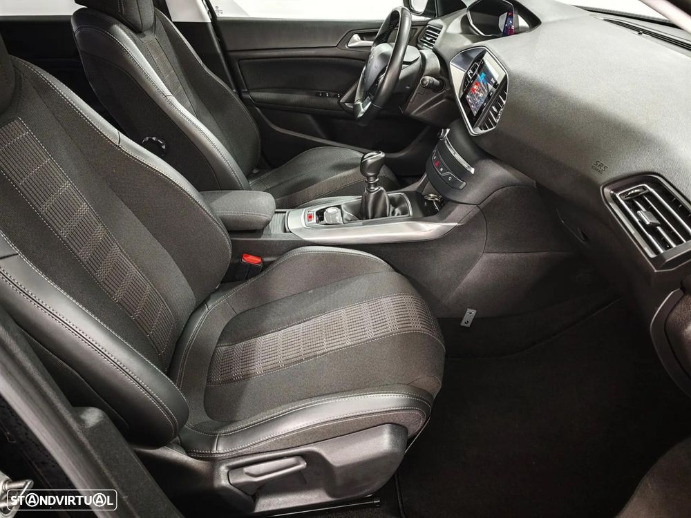 Peugeot 308 SW PureTech 130 Active Pack - 24