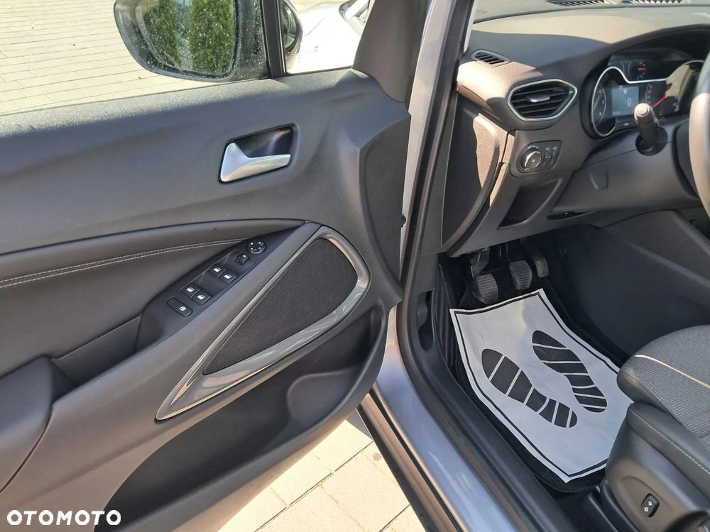 Opel Crossland X - 12