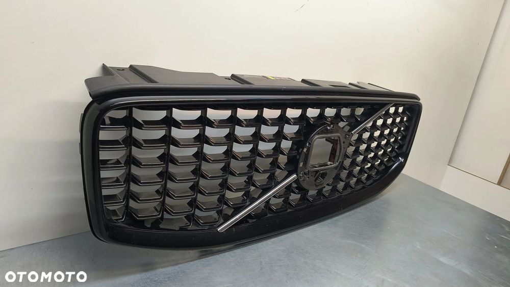 Grill atrapa Volvo XC60 II Lift - 7
