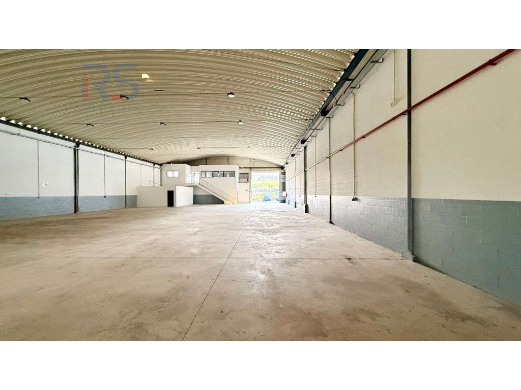 Armazém Arrendamento 800 m² - Grande imagem: 2/38