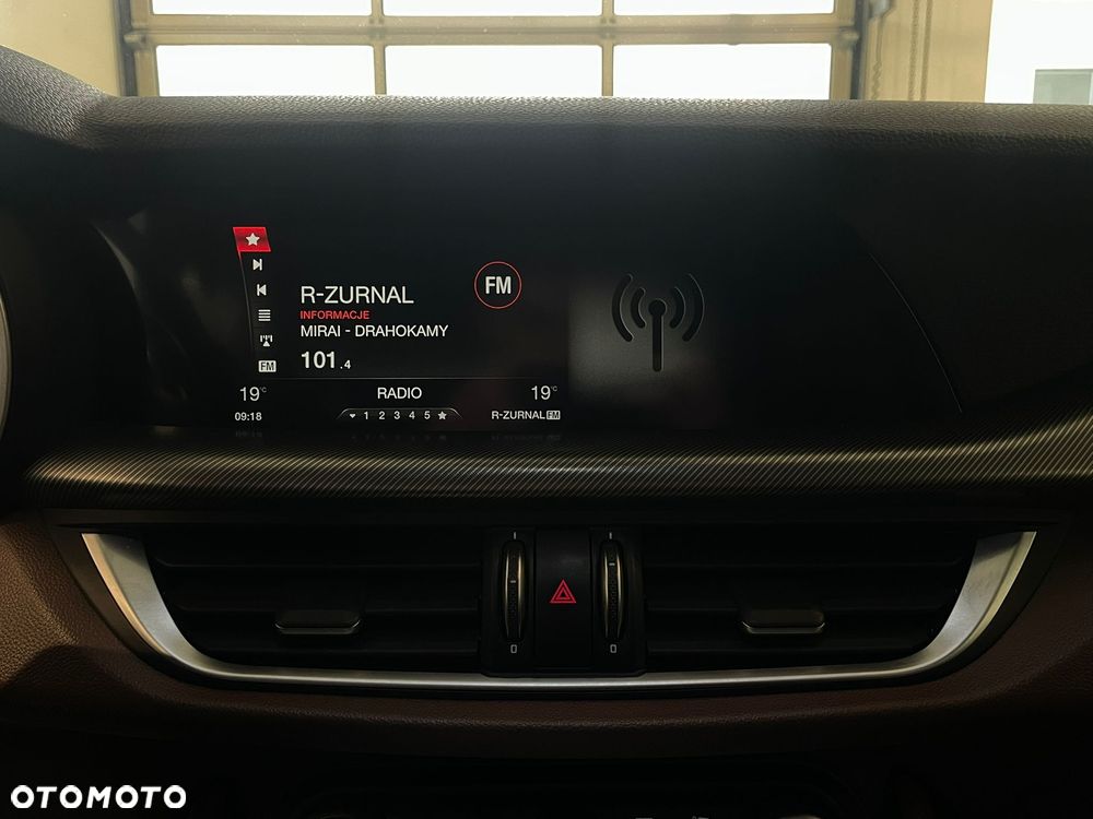 Alfa Romeo Stelvio 2.0 Turbo Sprint Q4 - 19