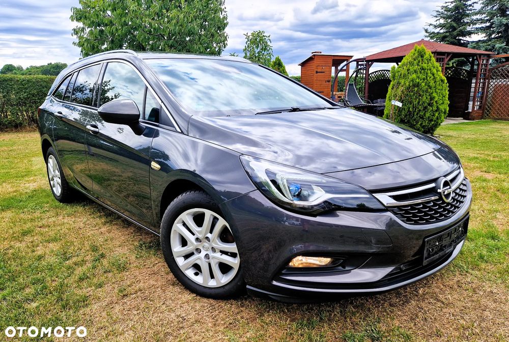 Opel Astra 1.6 D (CDTI) Start/Stop Innovation - 2