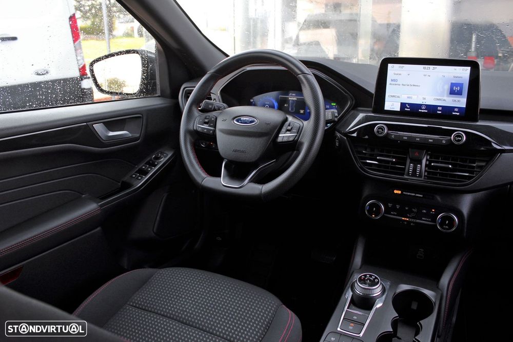 Ford Kuga - 19