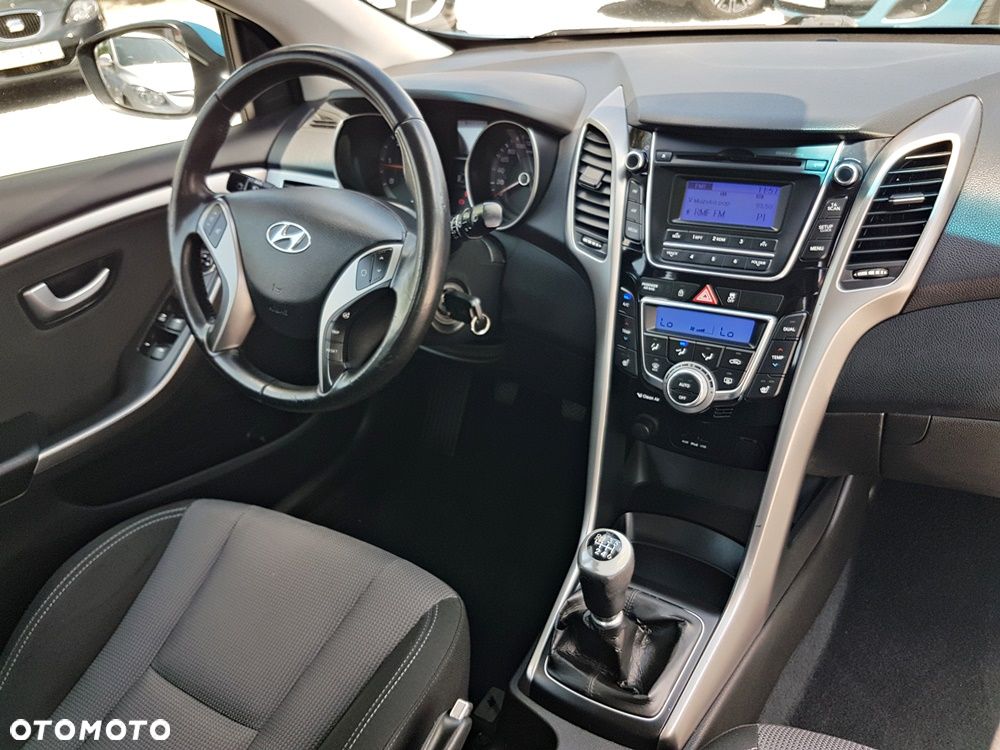 Hyundai i30 i30cw 1.6 CRDi Intro Edition - 21