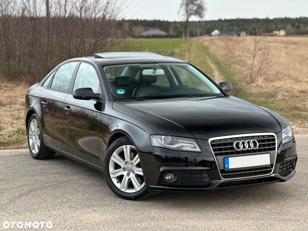Audi A4 Limousine - 8