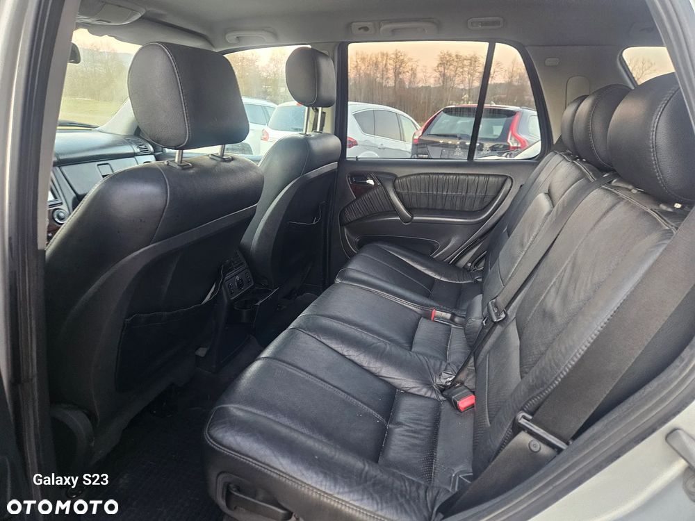 Mercedes-Benz ML - 8