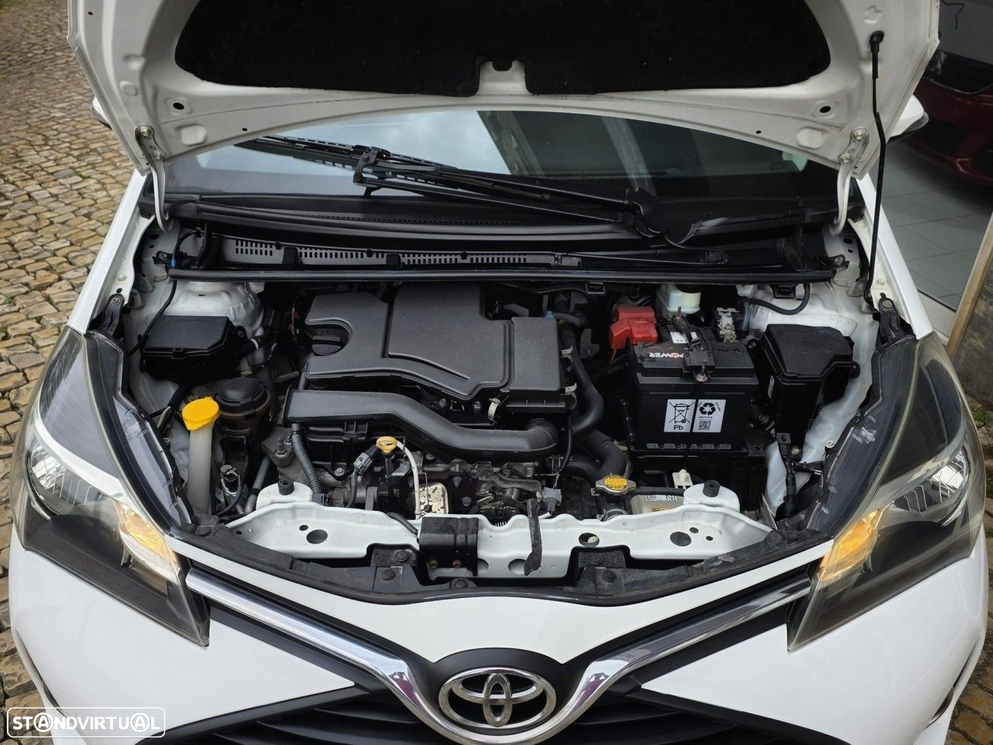 Toyota Yaris 1.0 VVT-i Comfort+P.Style - 17