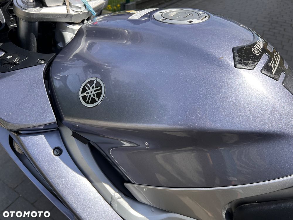Yamaha FJR - 19