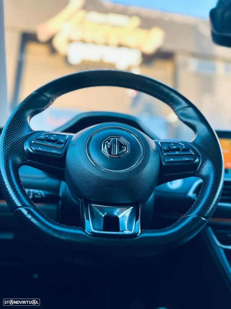 MG EHS 1.5T-GDI Luxury - 24