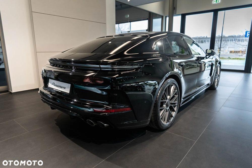 Porsche Panamera Turbo E-Hybrid PHEV - 3