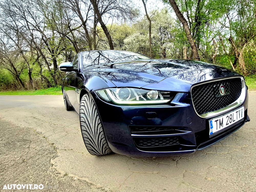 Jaguar XE 20d Aut. Portfolio - 26