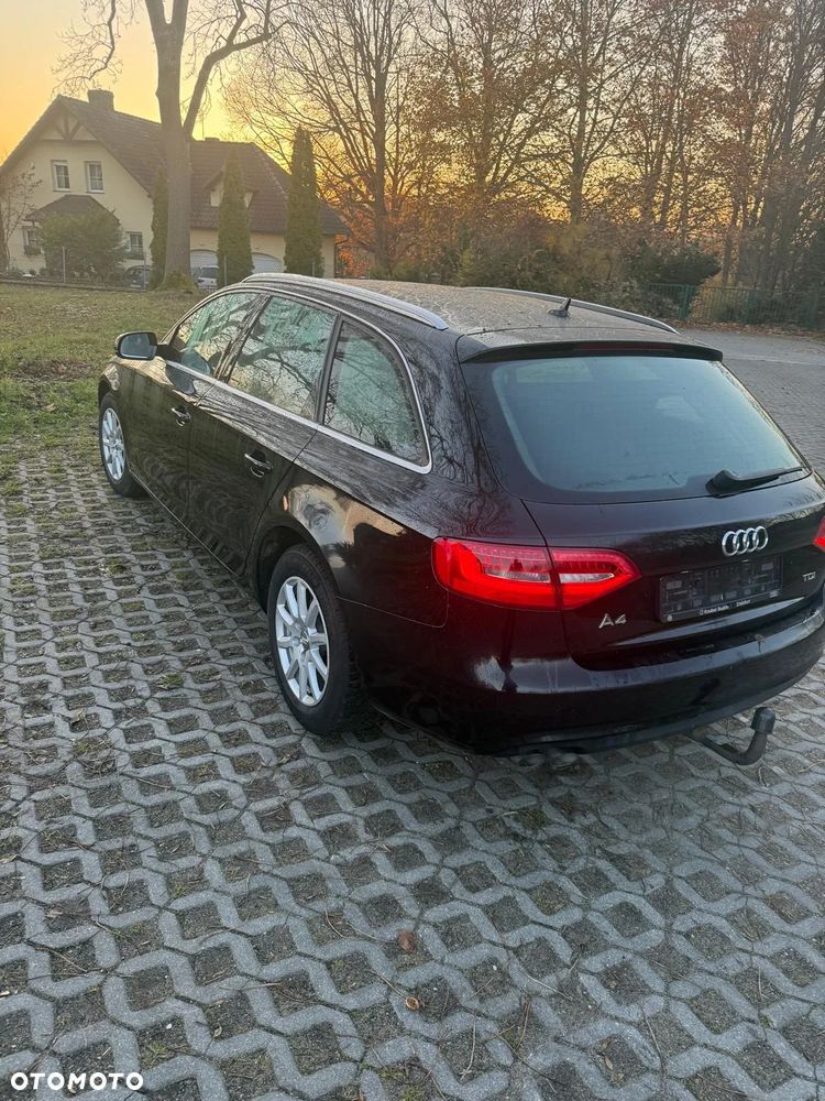 Audi A4 Avant 2.0 TDI - 8