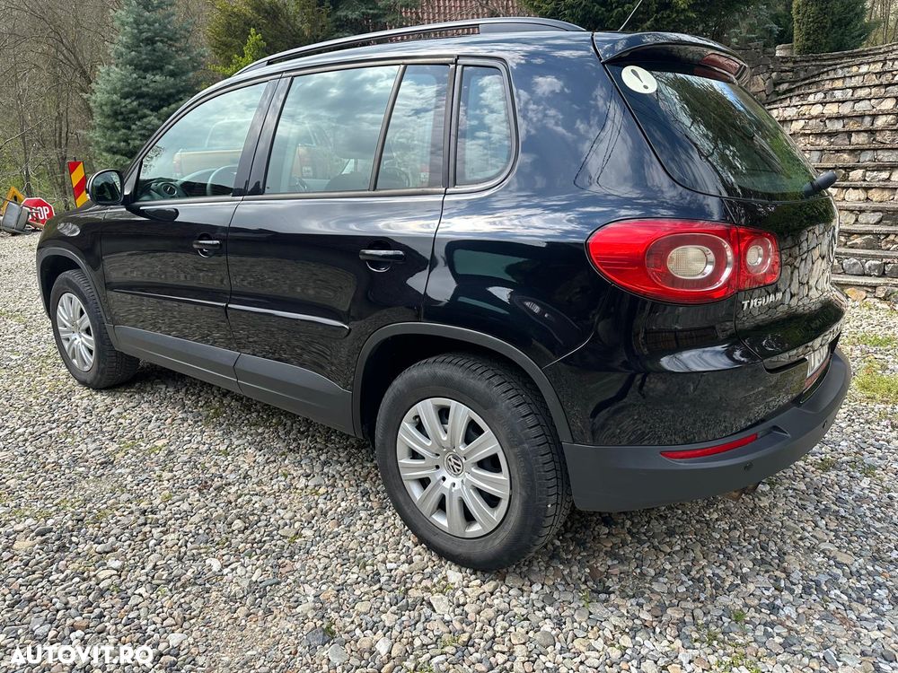 Volkswagen Tiguan 2.0 TDI 4Motion DSG Sport & Style - 3