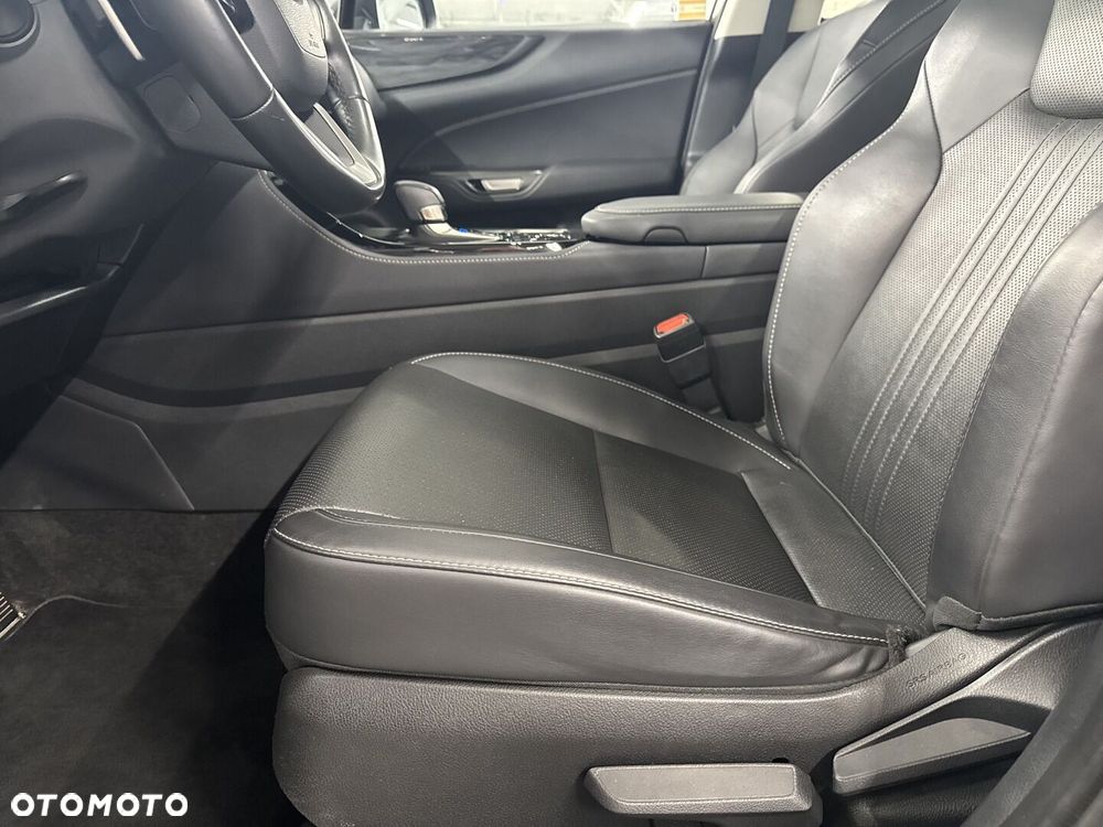 Lexus NX 350h Business AWD - 15