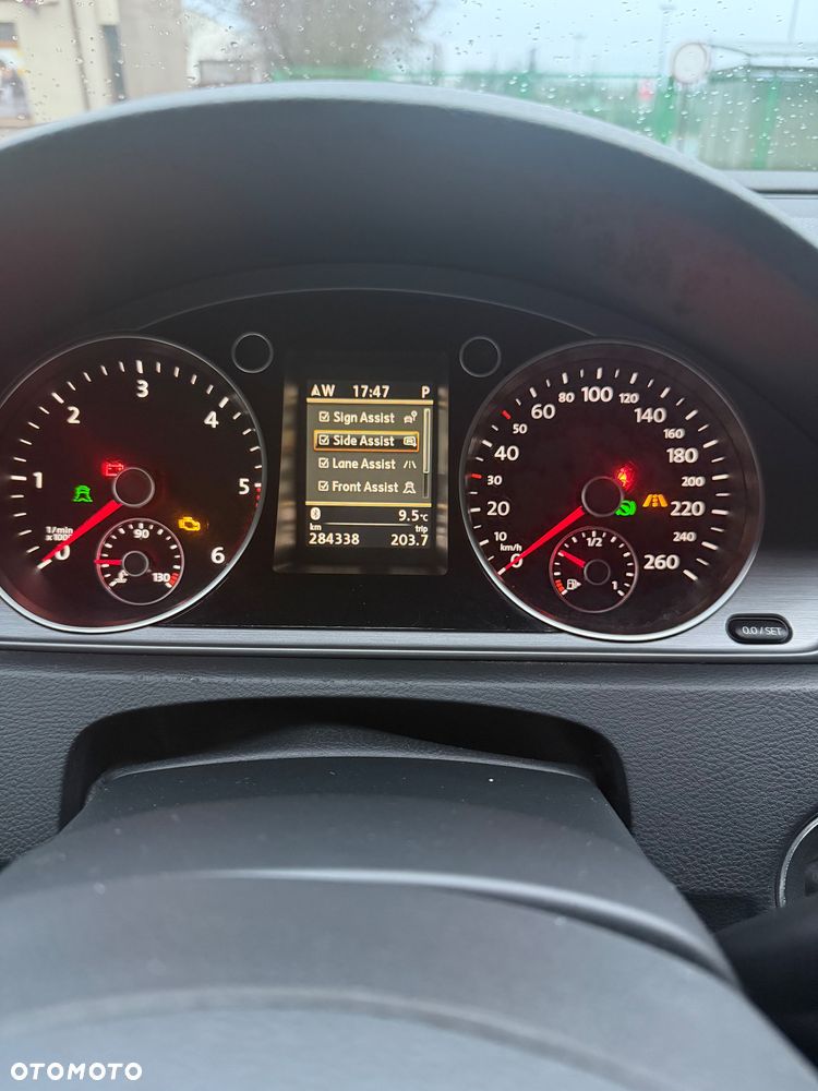 Volkswagen Passat 2.0 TDI DSG BlueMotion Technology Highline - 36