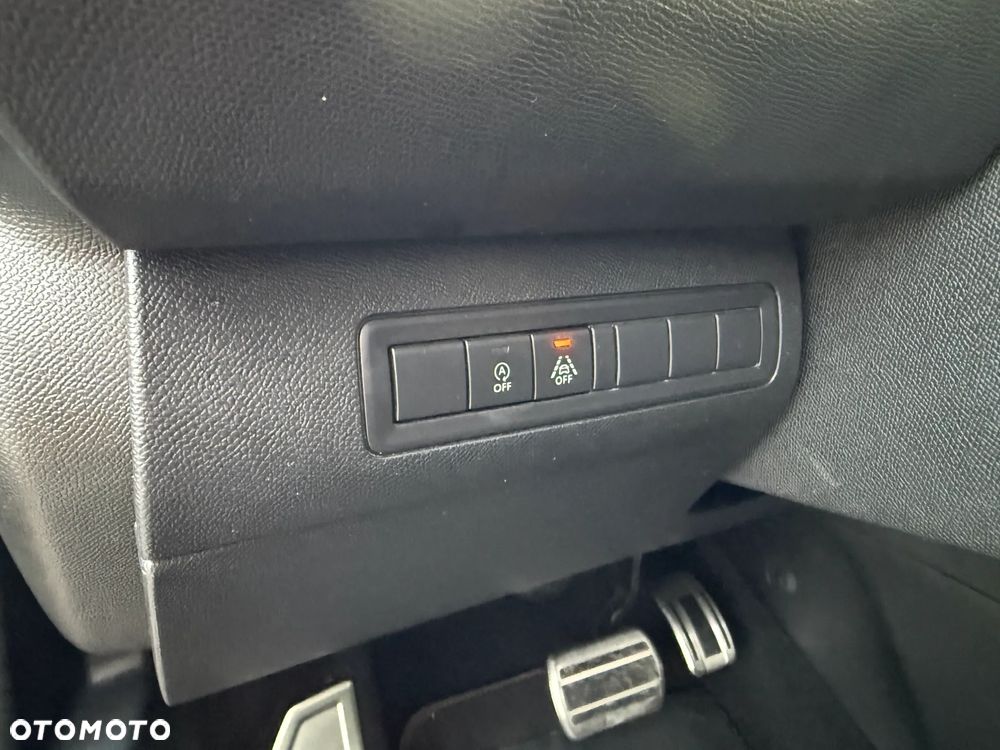 Peugeot 308 1.5 BlueHDi GT S&S EAT8 - 30