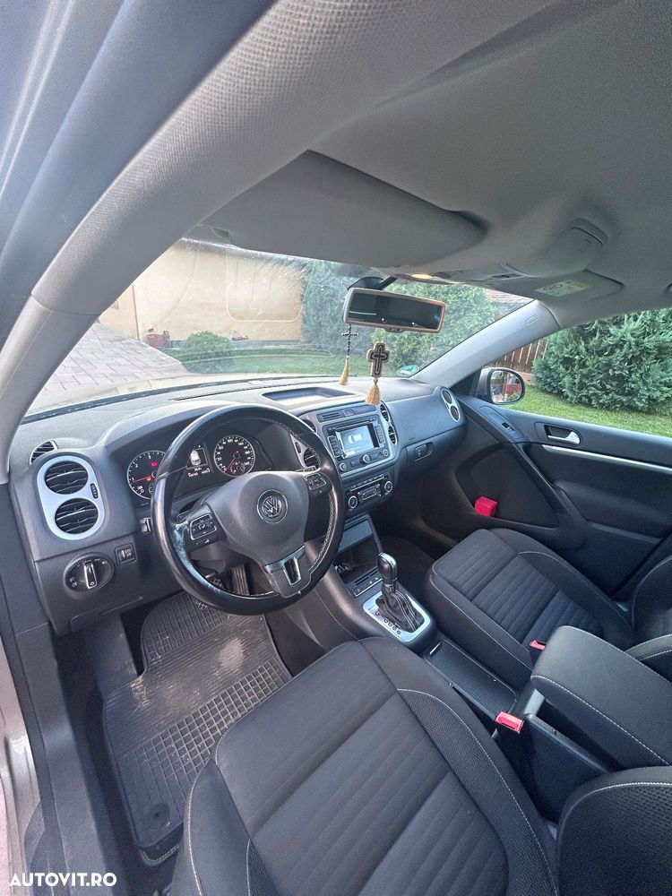 Volkswagen Tiguan 2.0 TDI DPF 4Motion BlueMotion Technology DSG Cup Sport & Style - 11