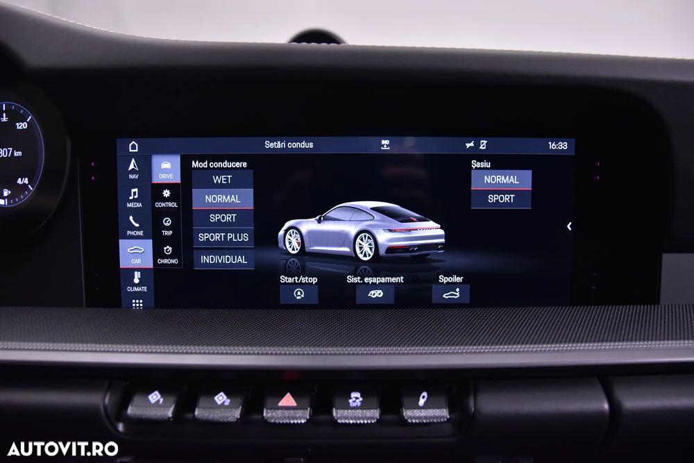 Porsche 911 Carrera 4S - 19