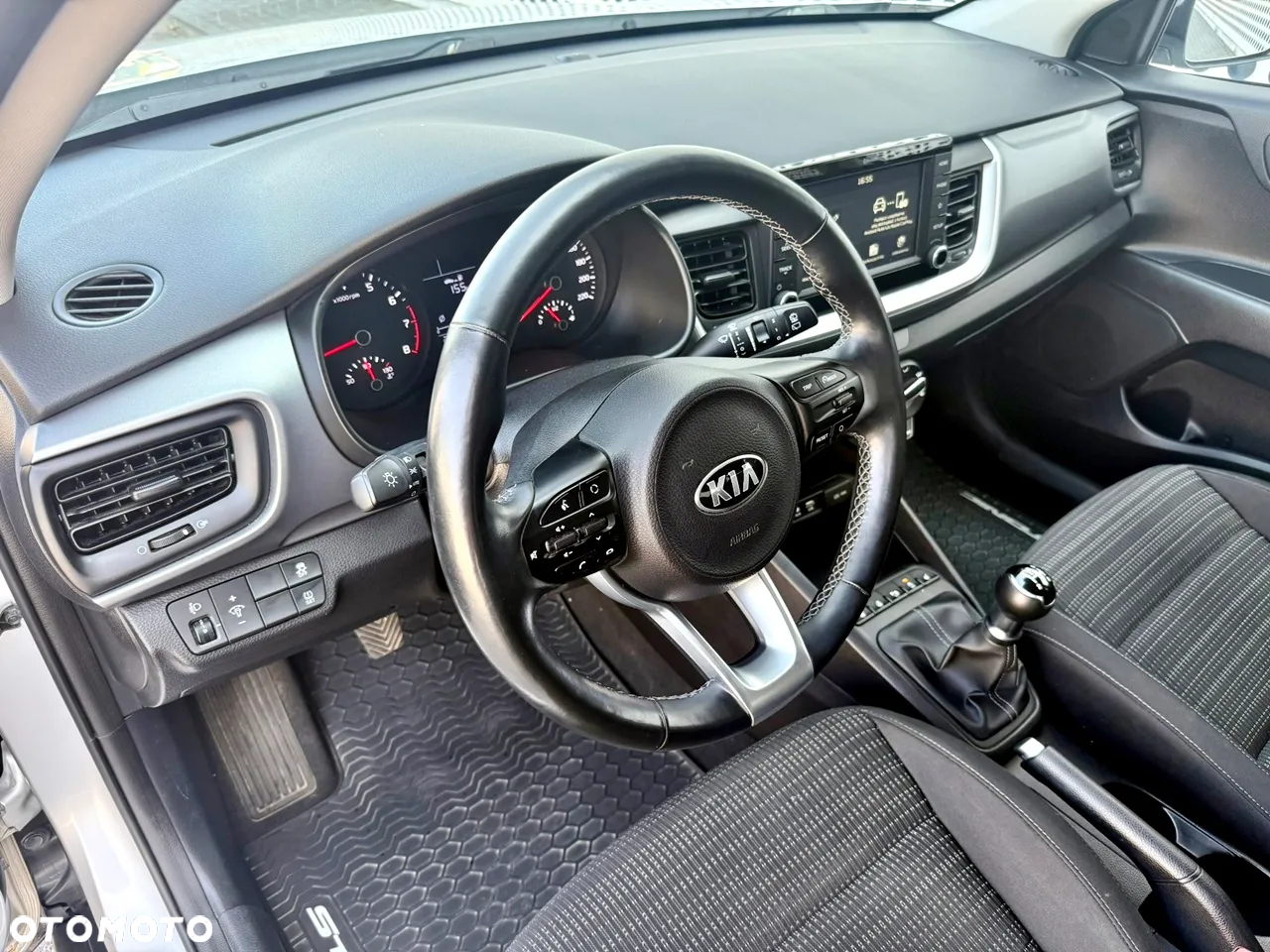 Kia Stonic 1.2 L - 17